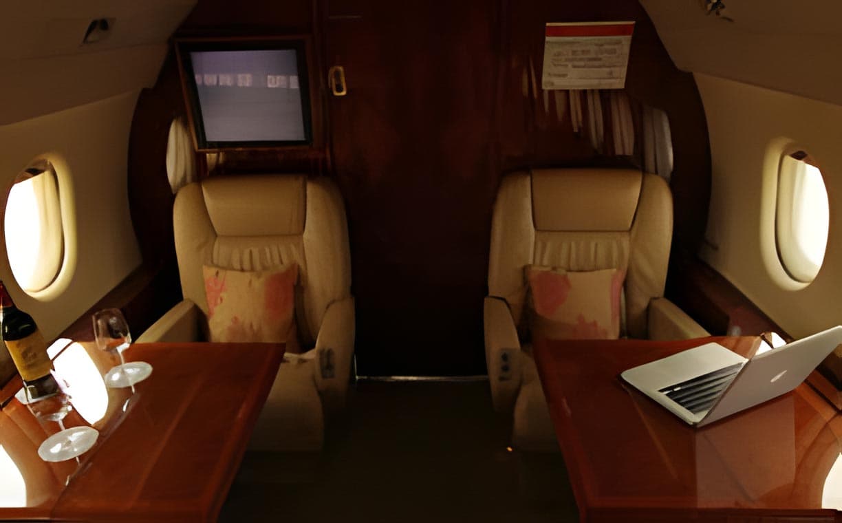 Falcon 900 TR-AFJ