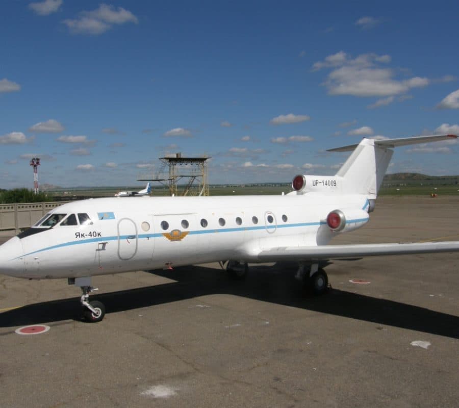 Yak-40 UP-Y4009