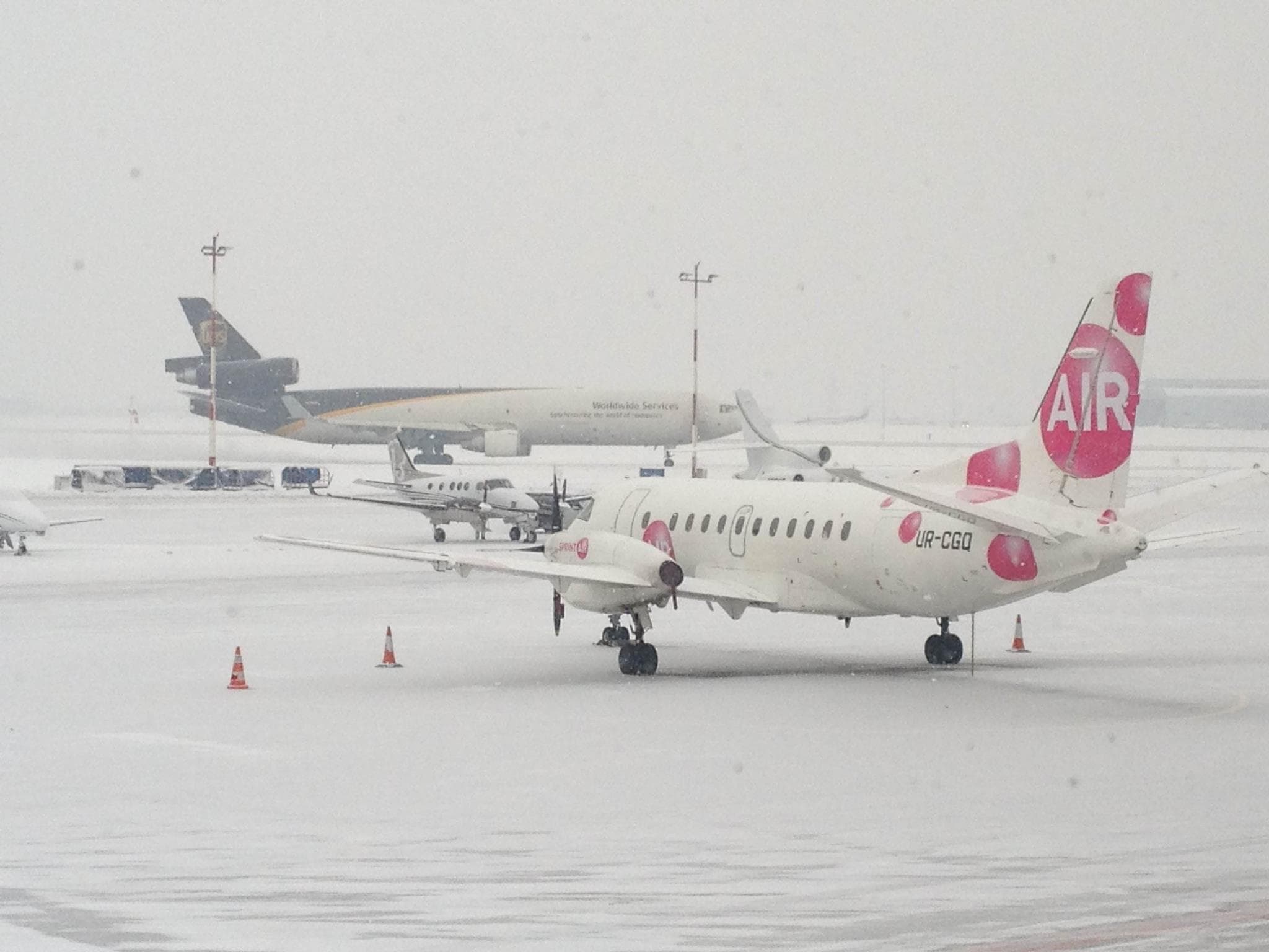Saab 340A UR-CGQ