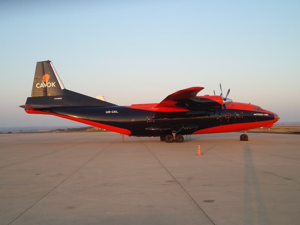 AN-12BK UR-CKL