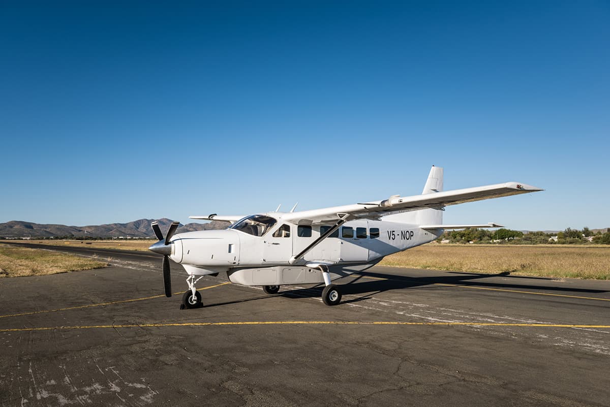 Cessna 208 V5-NOP