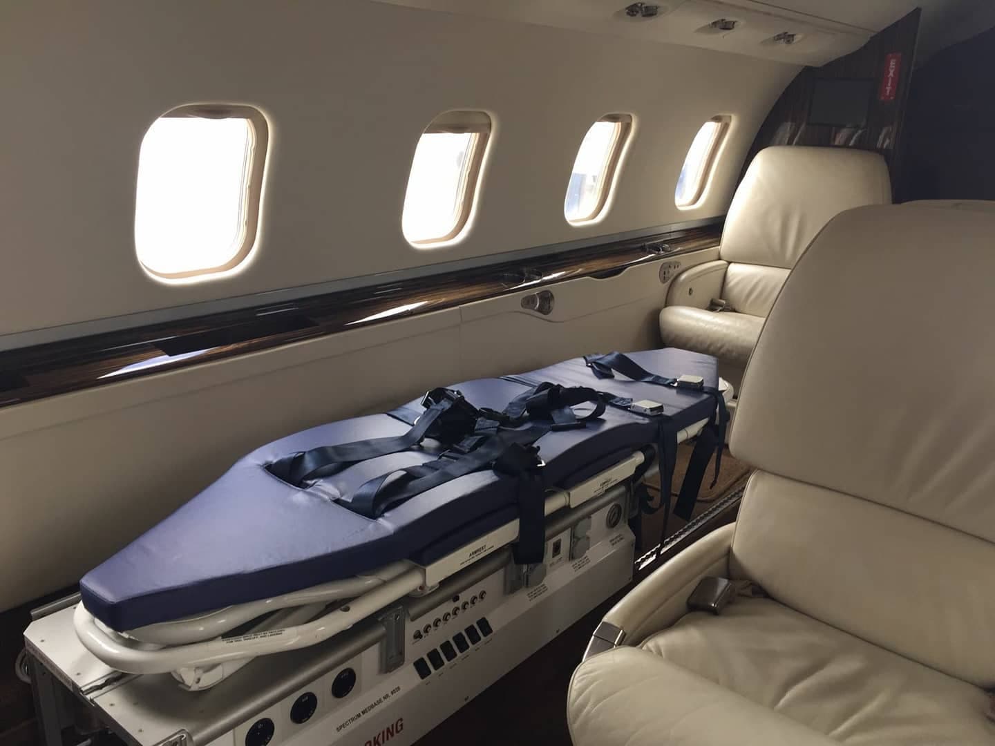 Learjet 60 VH-AND