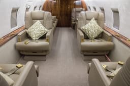 Challenger 604 VH-VSZ