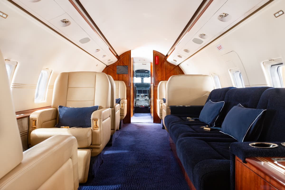 Challenger 604 VH-XPA