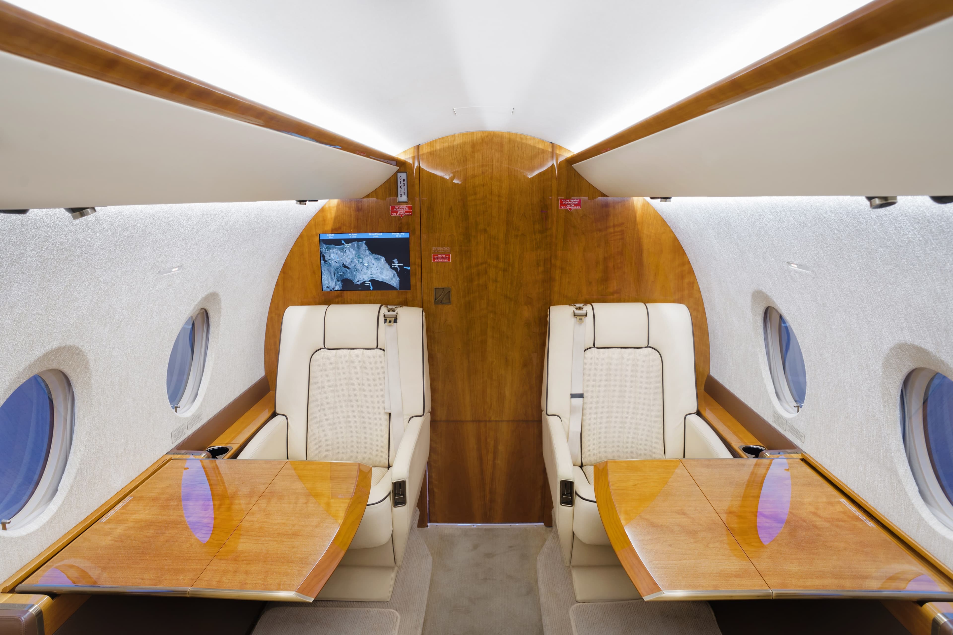 Gulfstream G280 VP-BBI
