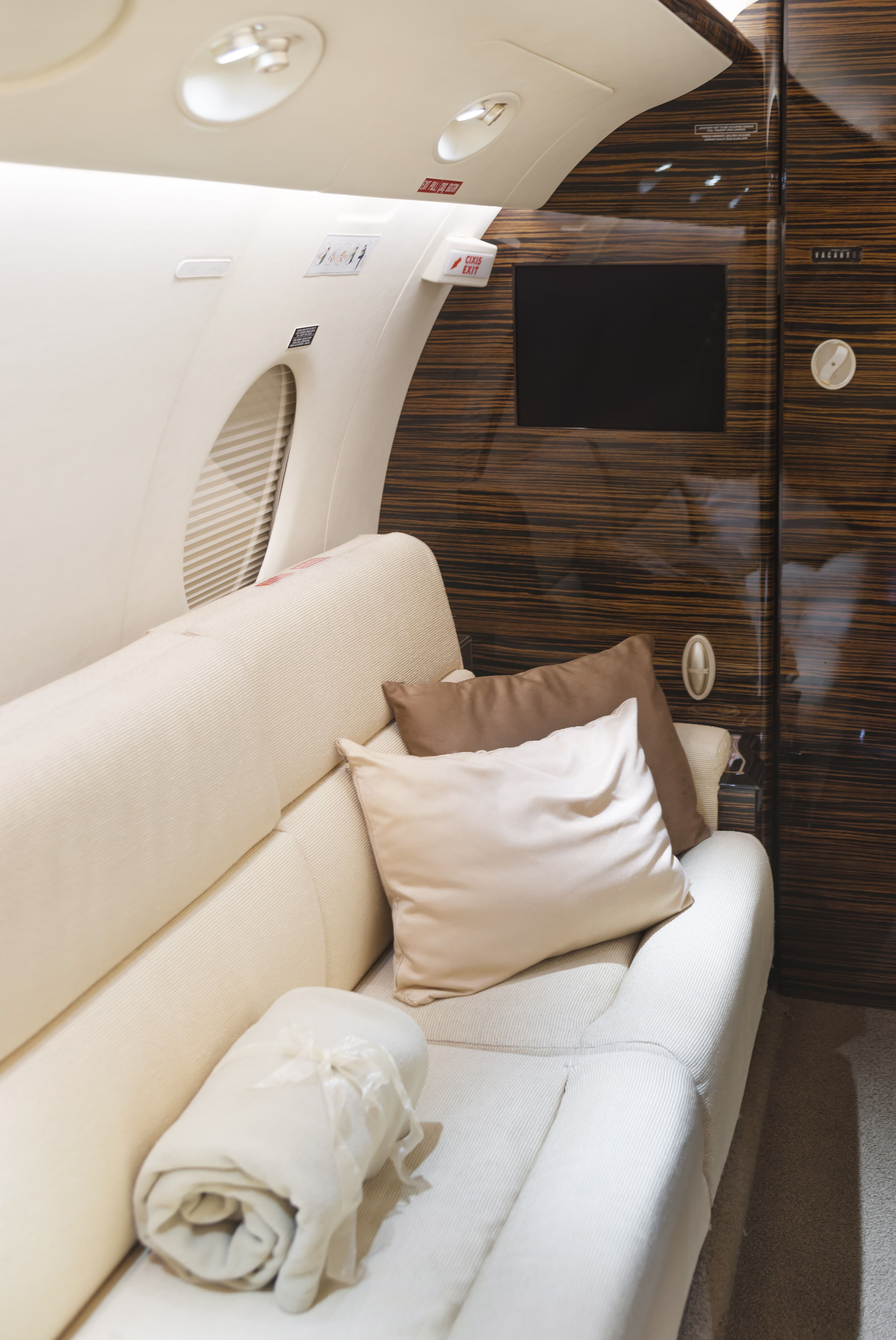 Gulfstream G280 VP-BBI