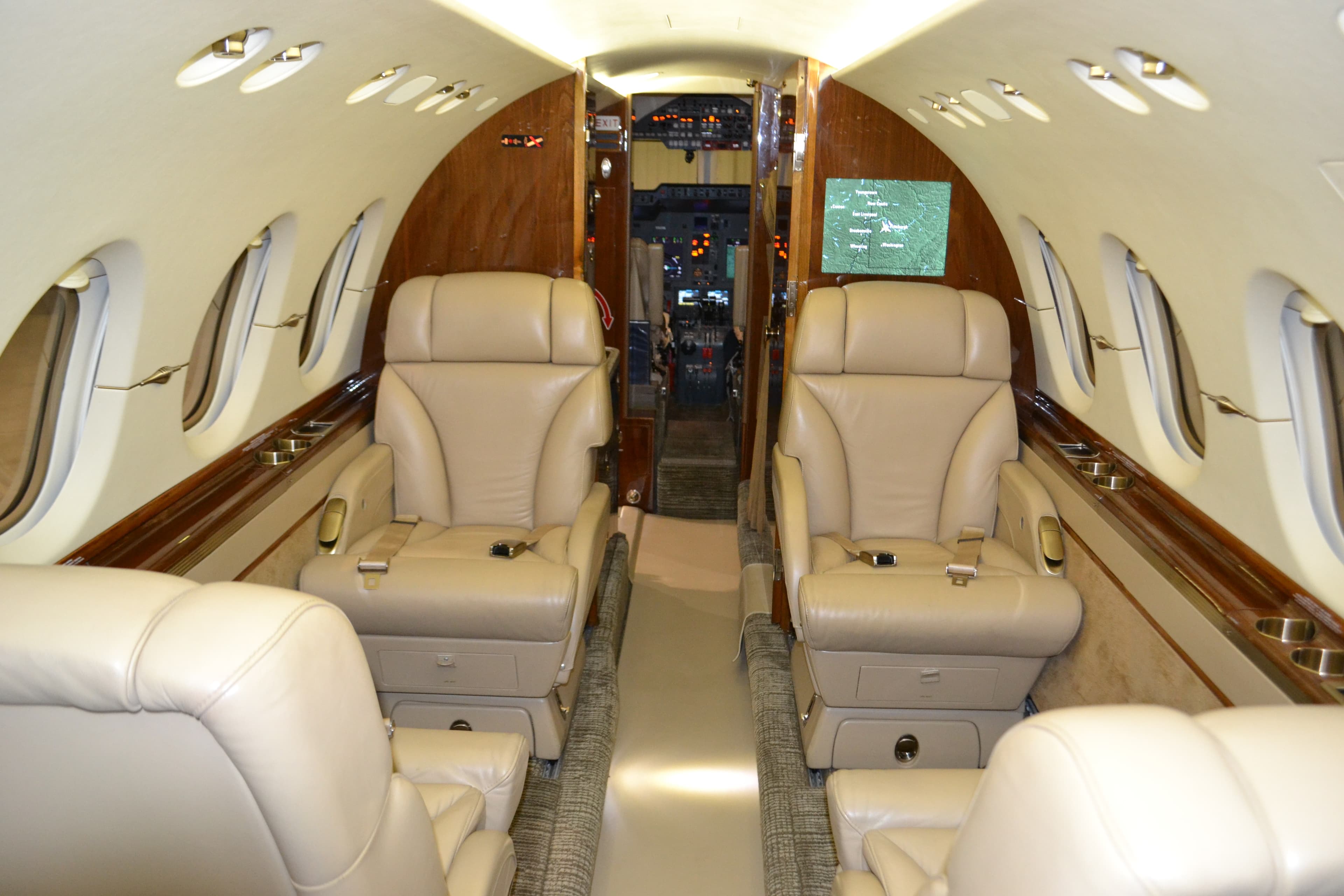 Hawker 900XP VT-PRY
