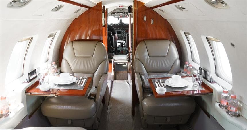 Hawker 800B XA-IZA