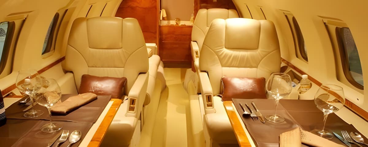 Hawker 800B XA-UVH