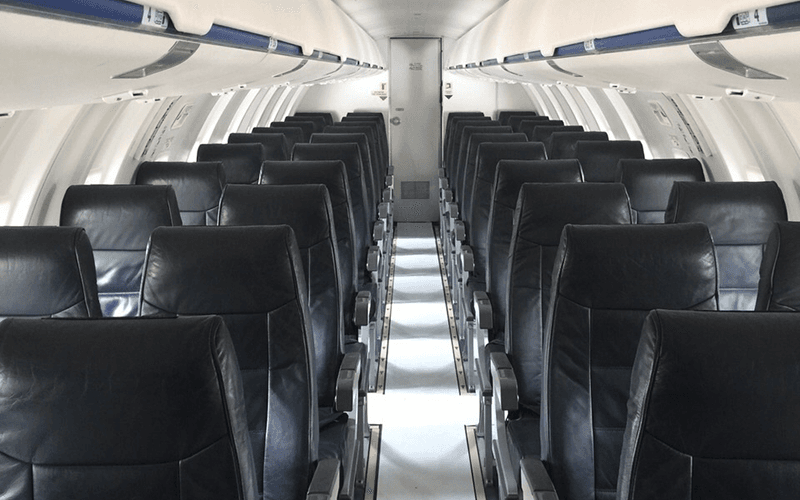 CRJ-200 YI-BAK