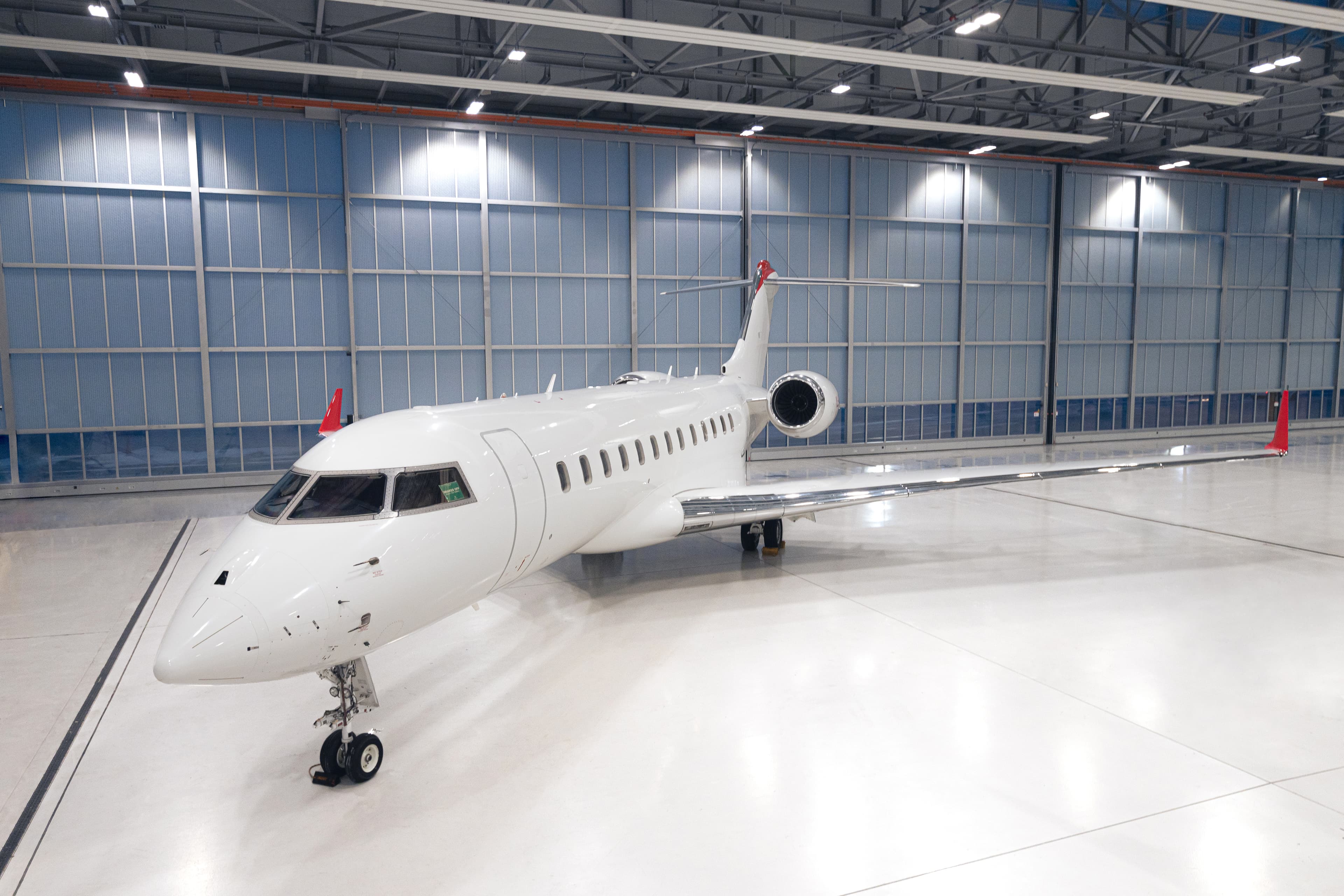 Global Express XRS YL-DAM
