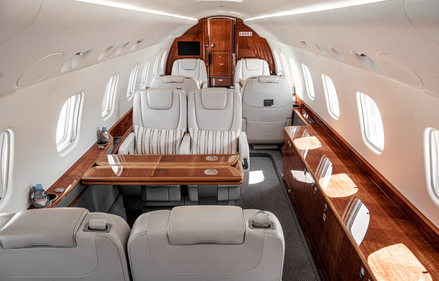 Embraer Legacy 650 YL-DAN