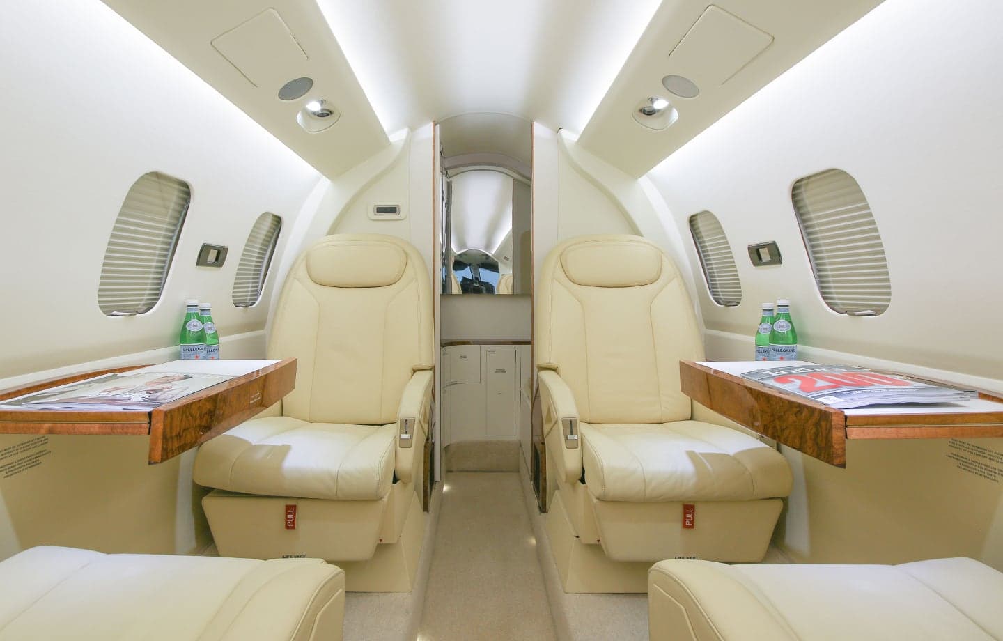 Piaggio Avanti Evo YL-EVO