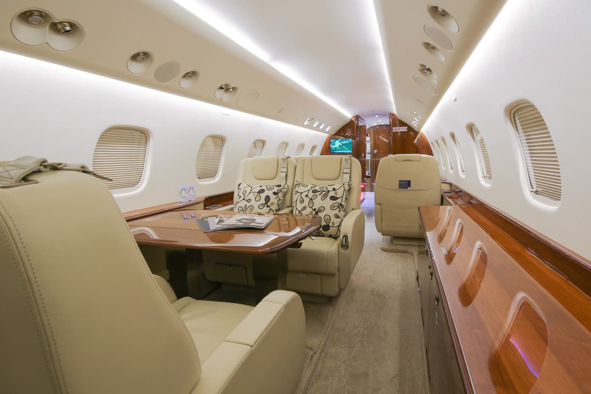 Embraer Legacy 650 VT-NKS