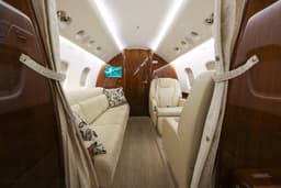 Embraer Legacy 650 VT-NKS