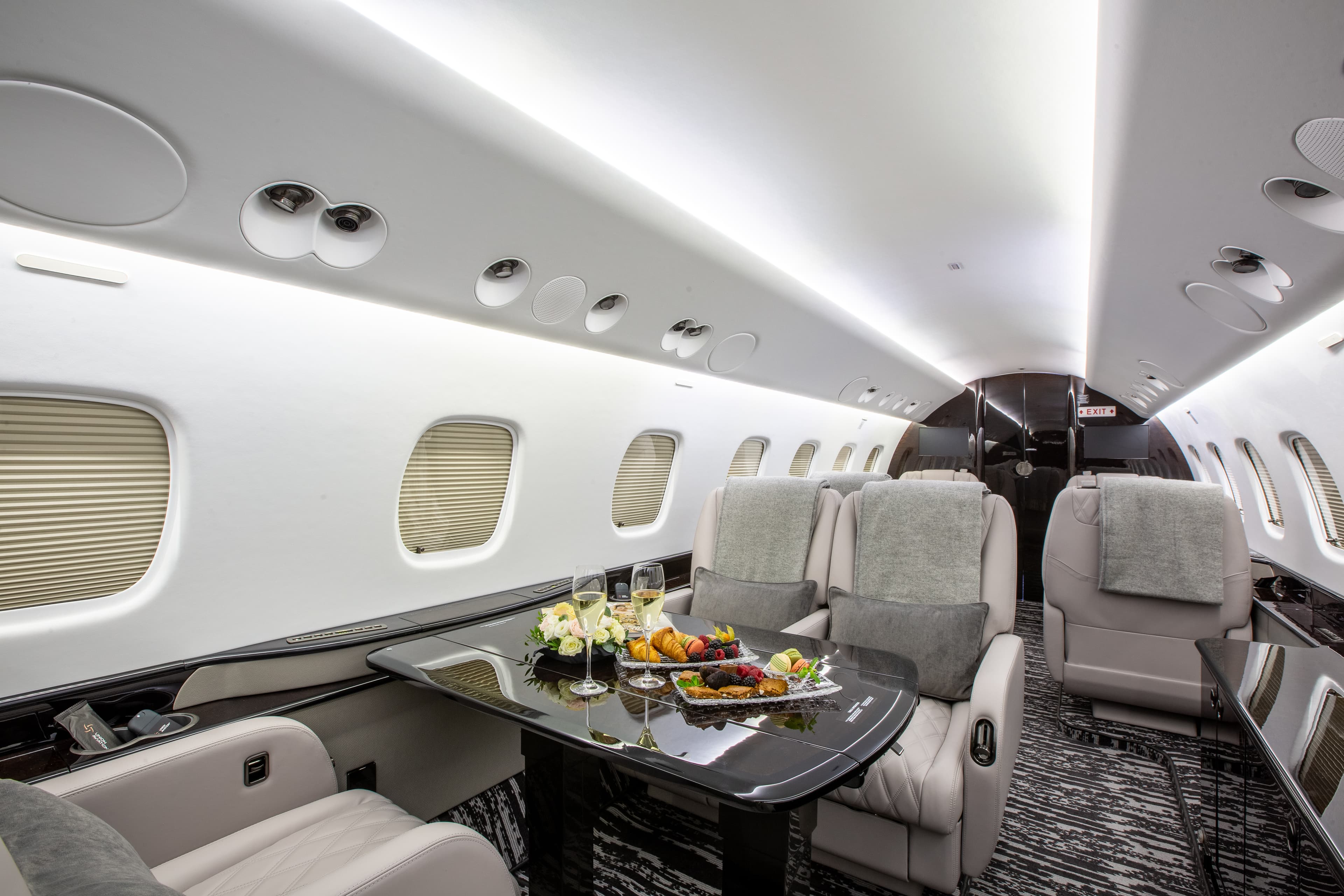 Embraer Legacy 650 YL-REX