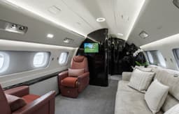 Embraer Lineage 1000 YL-UAG