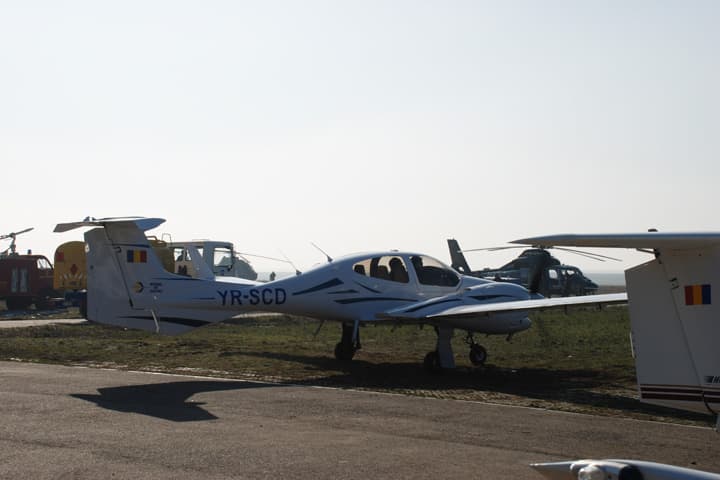 Diamond DA42 Twin Star YR-SCD