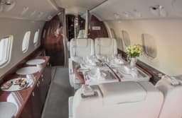 Embraer Legacy 650 YR-TRE
