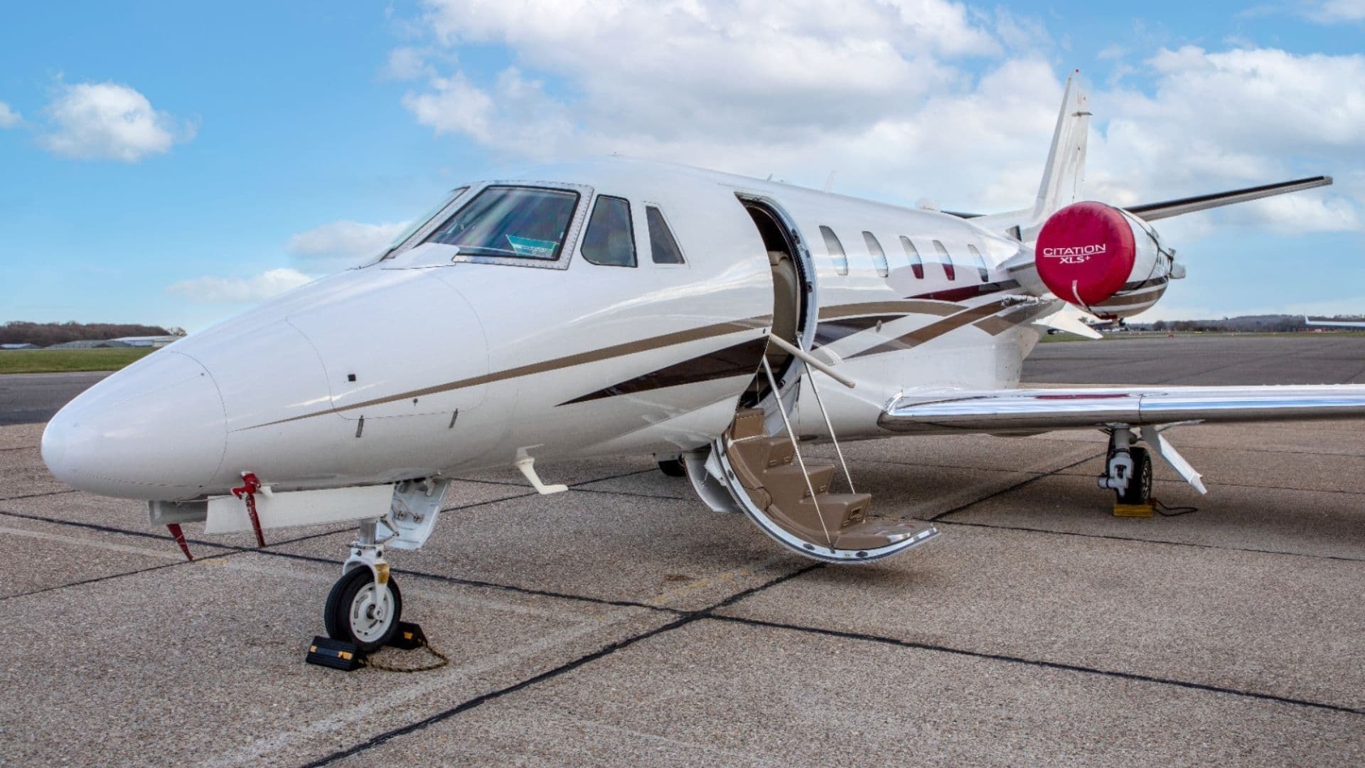 Cessna Citation XLS+ YR-WNT