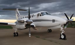 Beechcraft King Air B200 Z-WSG