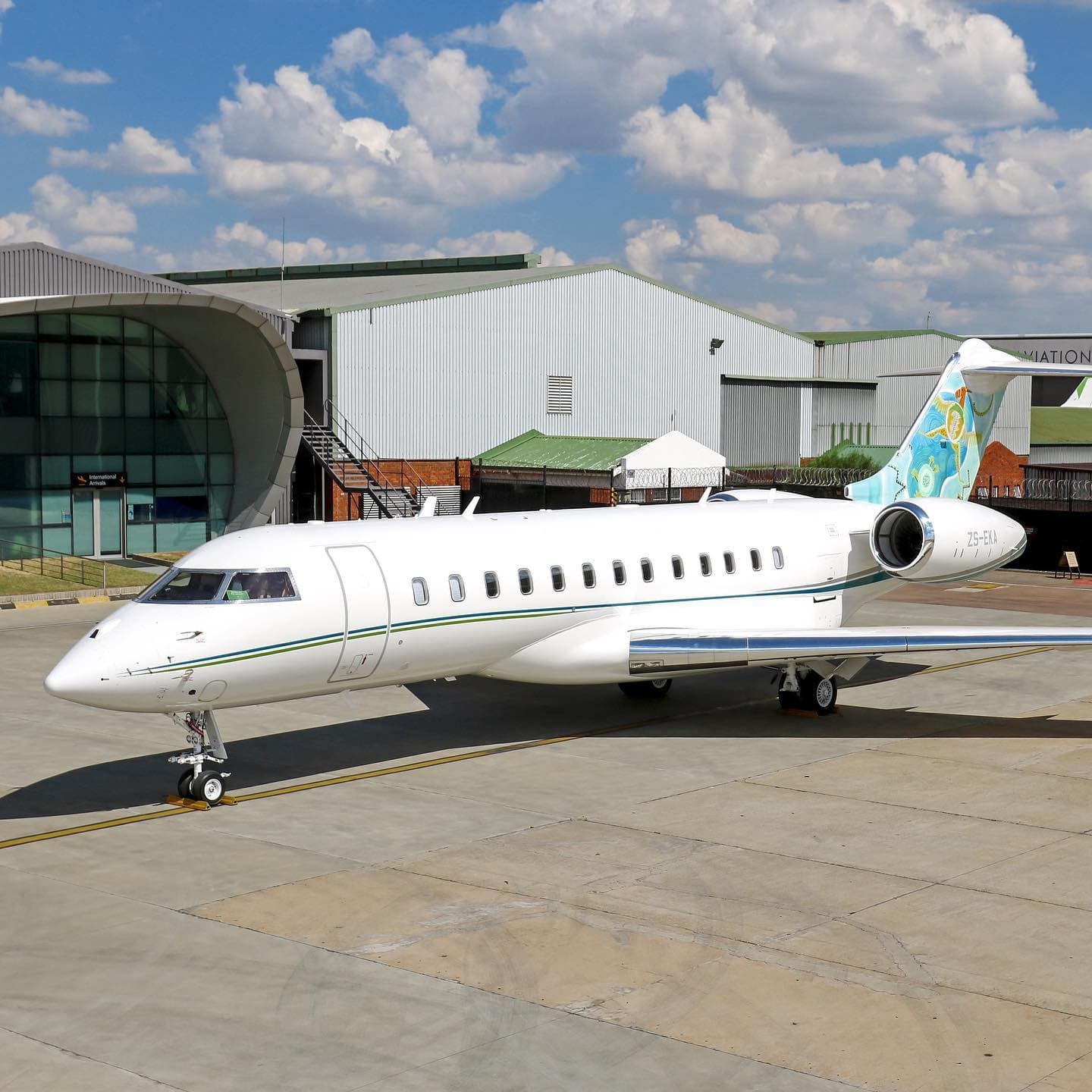 Global 6500 ZS-EKA