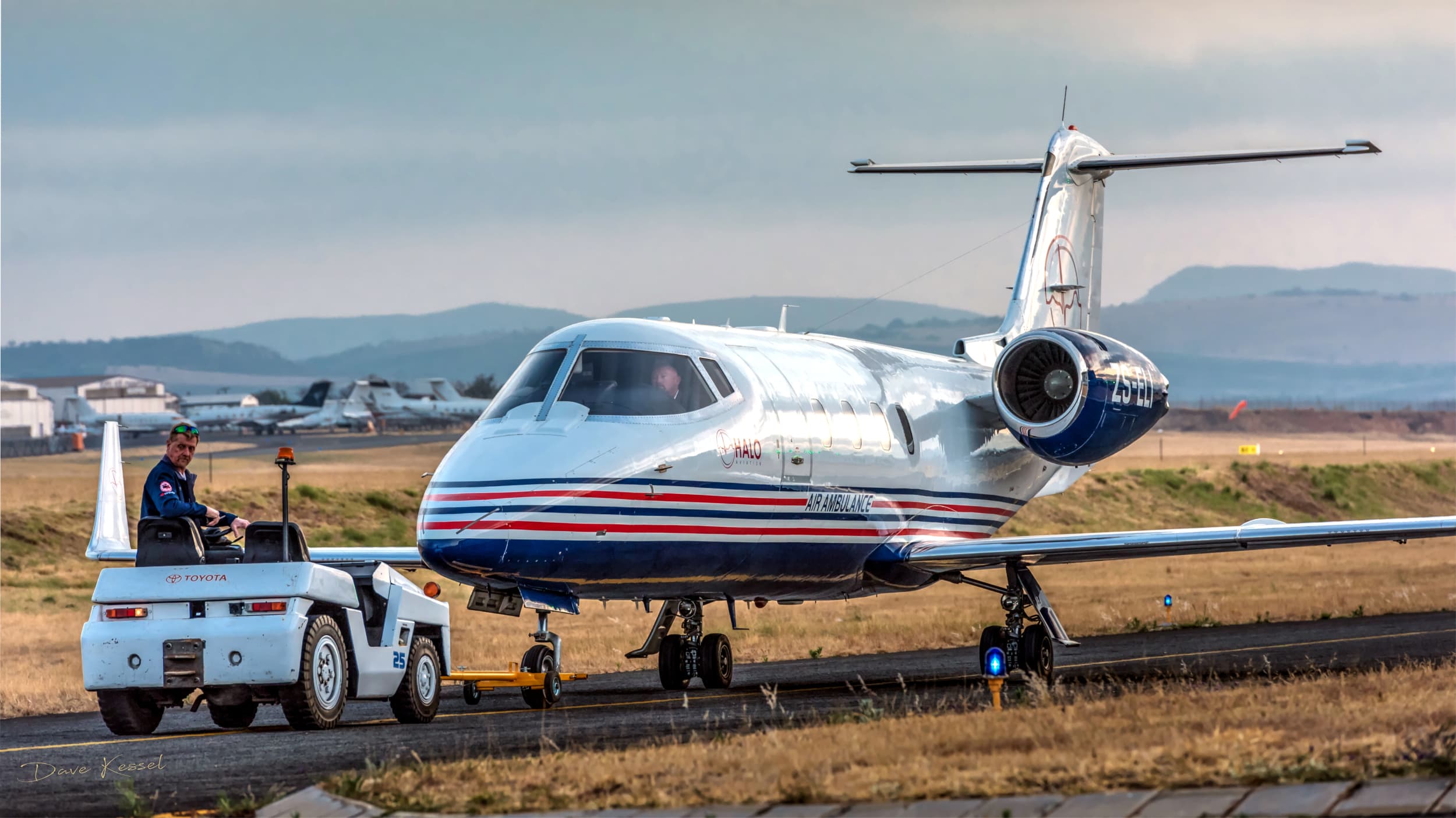 Learjet 55 ZS-ELI