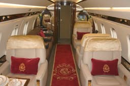 Challenger 604 ZS-KEN