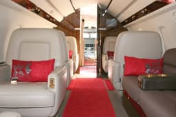 Challenger 604 ZS-KEN
