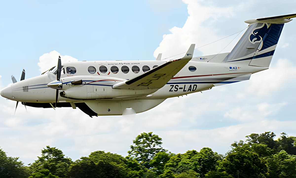 Beechcraft King Air 350 ZS-LAD