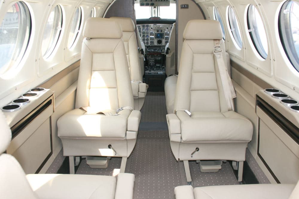 Beechcraft King Air 200 ZS-PPG