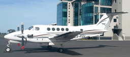 Beechcraft King Air 200 ZS-PZU