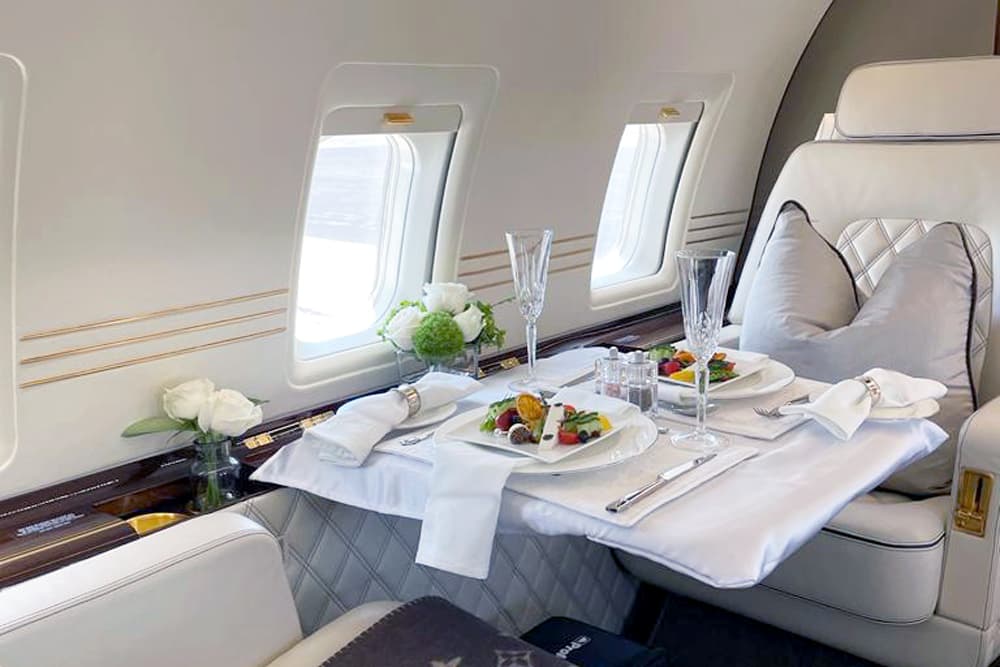 Challenger 601 ZS-SGC