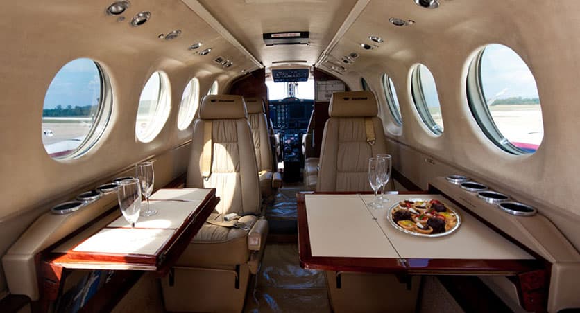 Beechcraft King Air 200 ZS-SWR