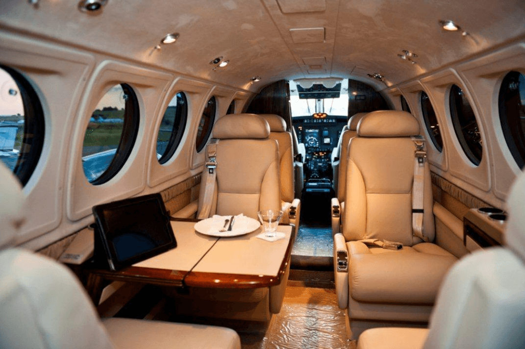 Beechcraft King Air 250 ZS-TEG