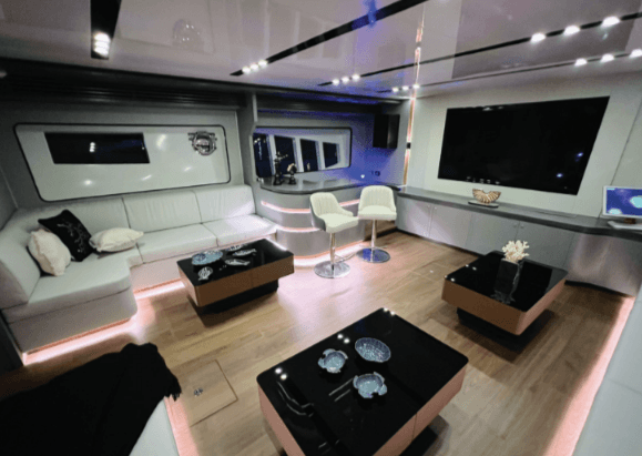 Azimut "Vio"