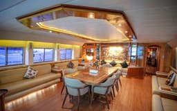 "Azimut 135ft"