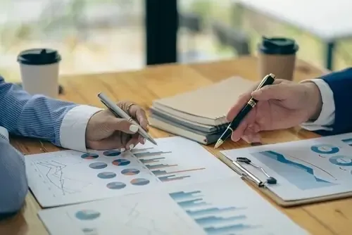 Yacht services: finance