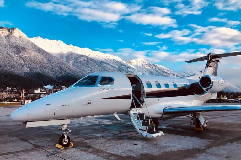 Embraer Phenom 300 F-HIPE