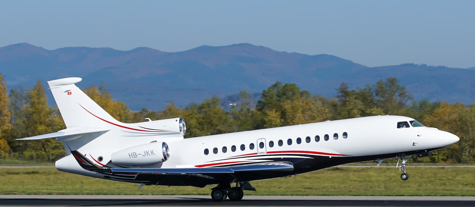 Falcon 8X HB-JKK