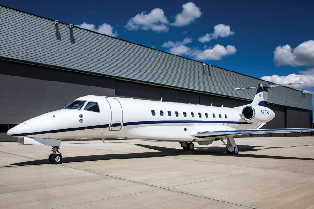 Embraer Legacy 650 LX-TRO
