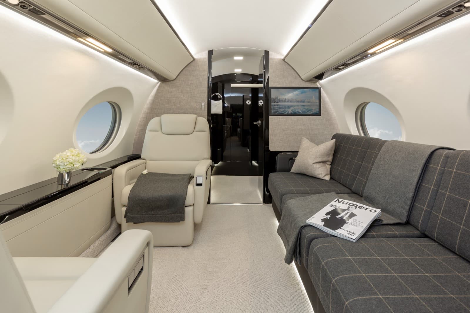 Gulfstream GVII-G600 LX-TTS