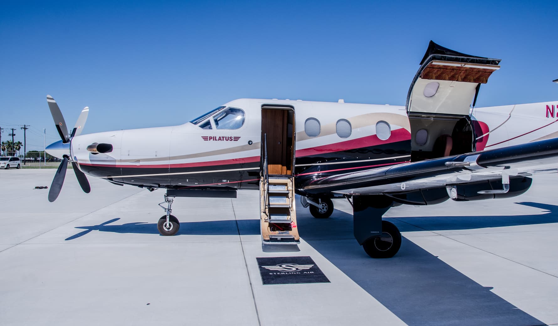 Pilatus PC-12/47 N281H