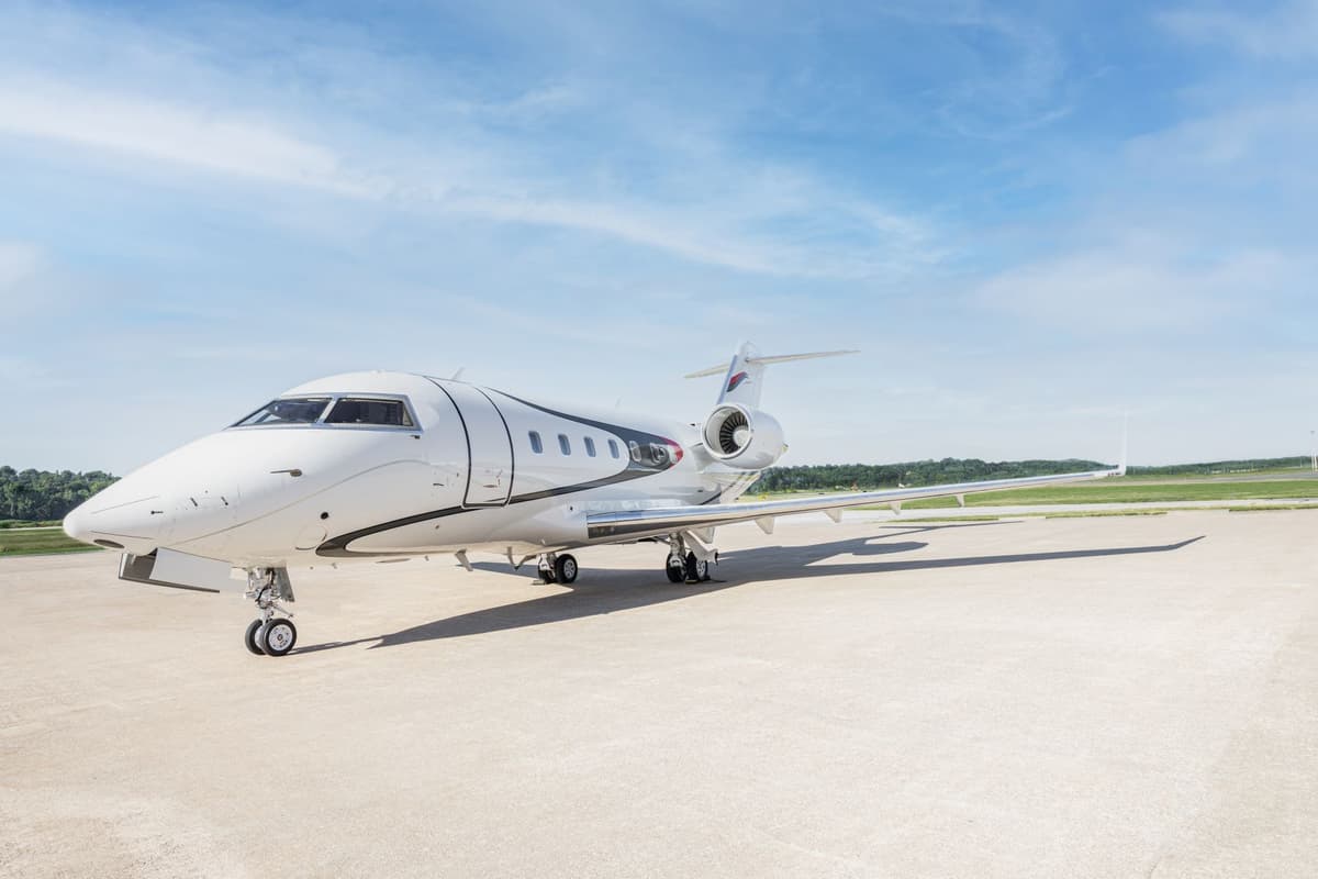 Challenger 604 N314RC