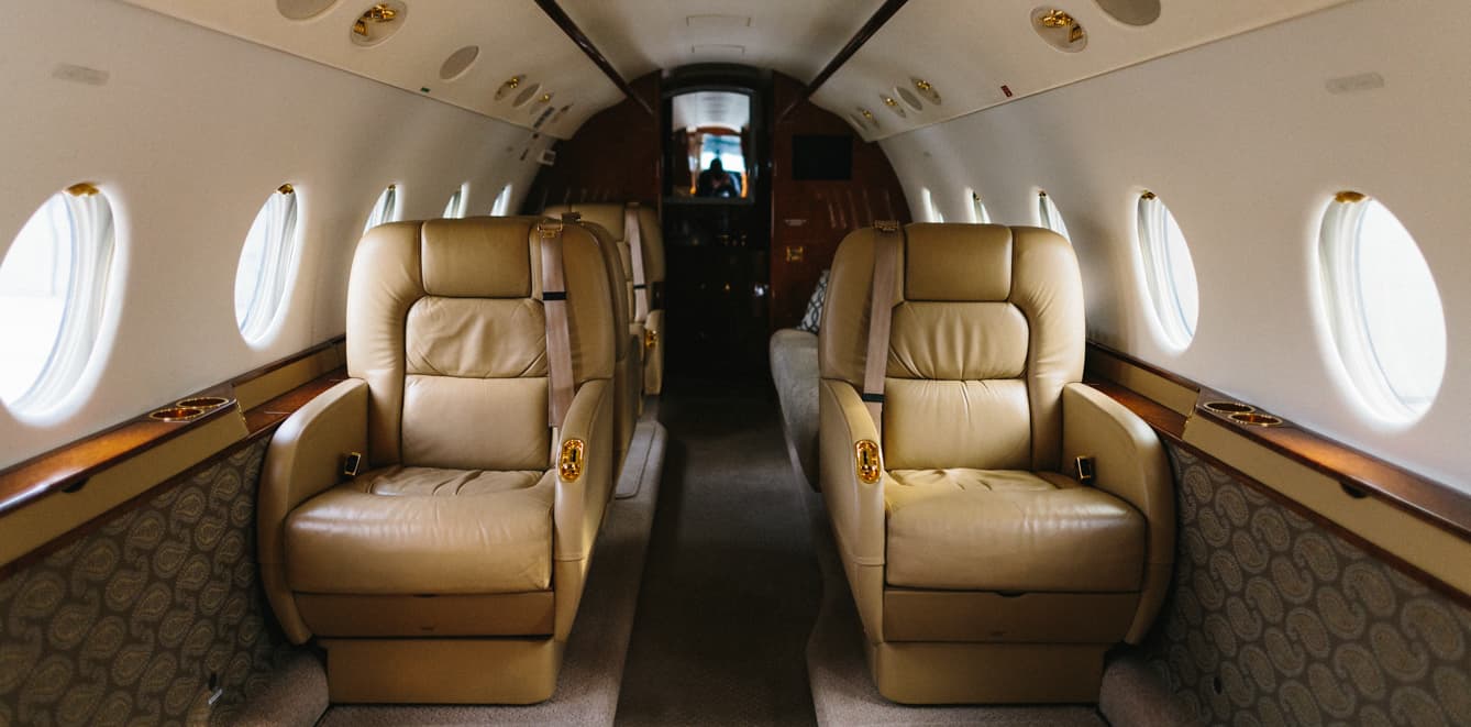 Gulfstream G200 N330AP