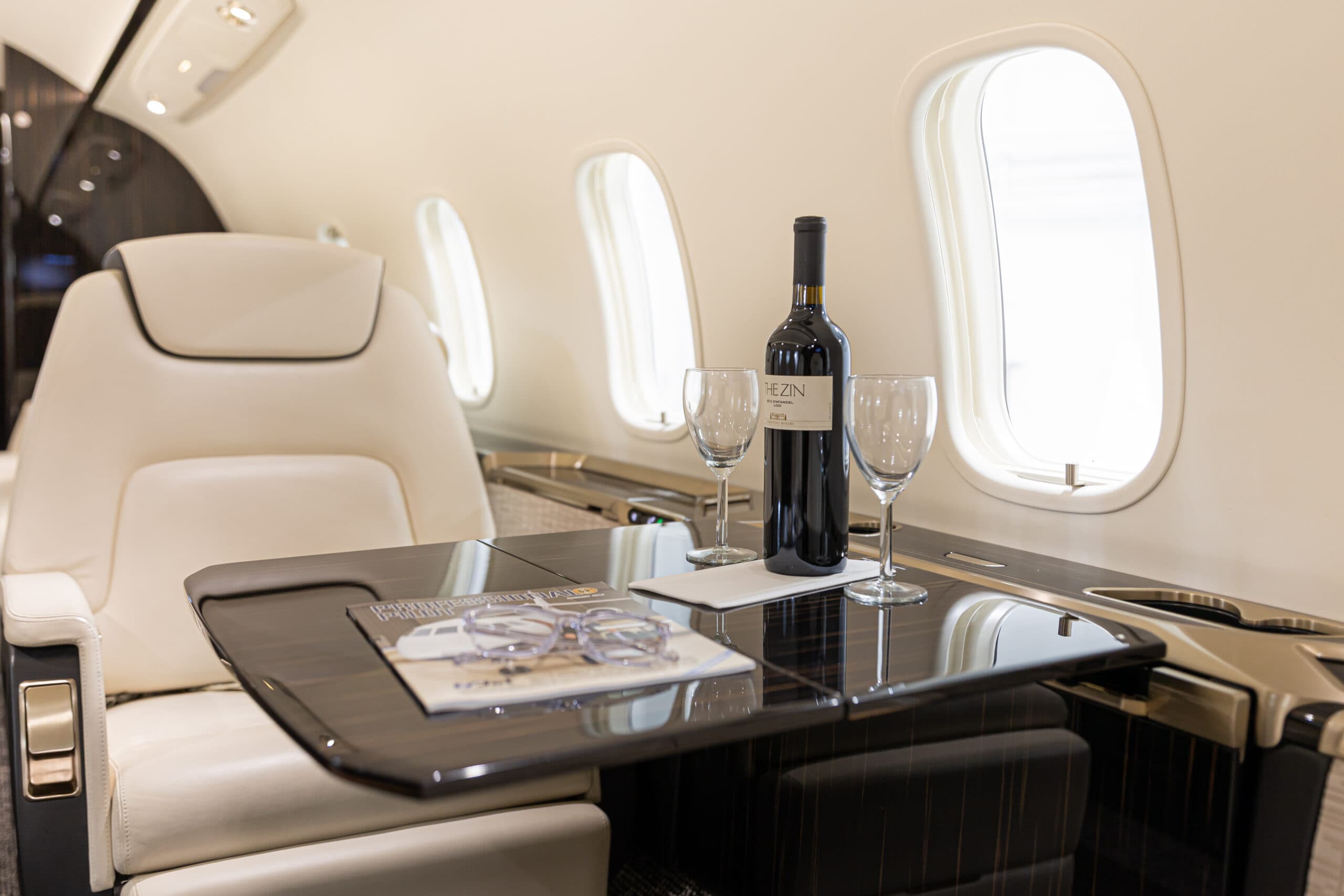 Challenger 350 N350NP