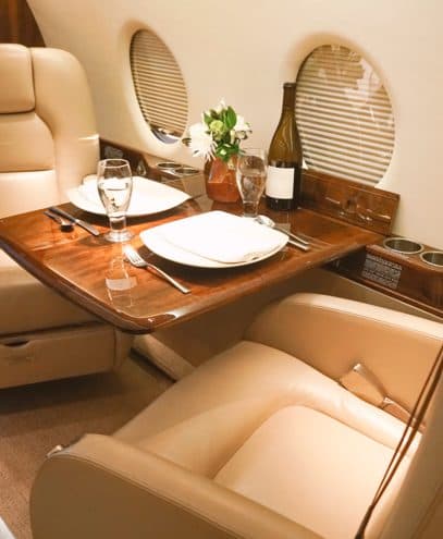 Gulfstream G200 YR-DSR