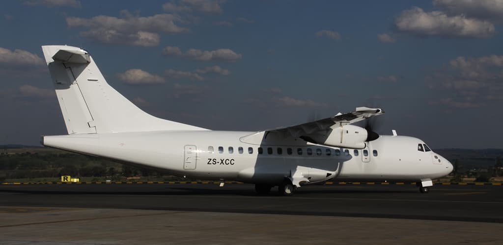 ATR 42-500 ZS-XCC